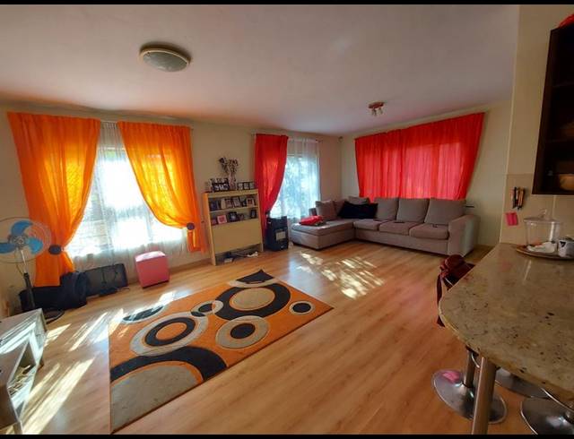 3 BEDROOM DUPLEX FOR SALE IN ELDORAIGNE